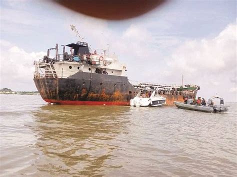 NNPC, CDS Inspect Illegal Vessel Intercepted in Warri