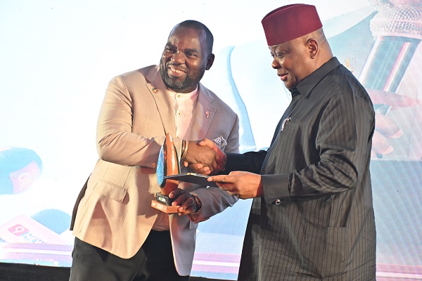 Dr. Julius Rone, GMD/CEO of UTMOL, Honoured at Nigerian Oil and Gas Forum Awards